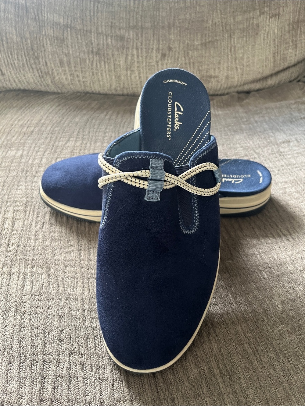 Clarks Navy Suede Slip-On Loafers with Cream Accent 9.5 Wide